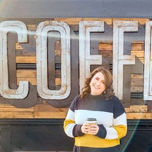 Meet your Posher, Courtney